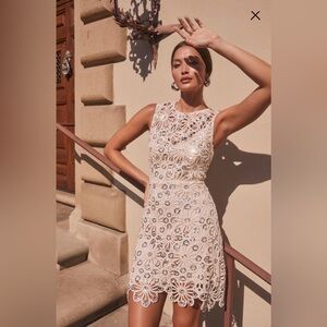 ASTR NWT Priscilla Crochet Floral Mini Dress sz M